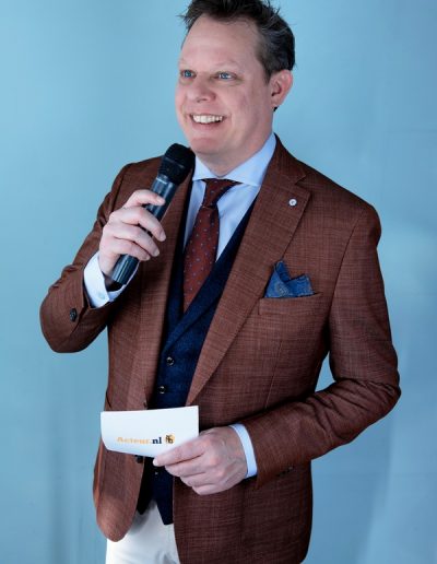 Dolf Bekx - Dutch Moderator / Chairman